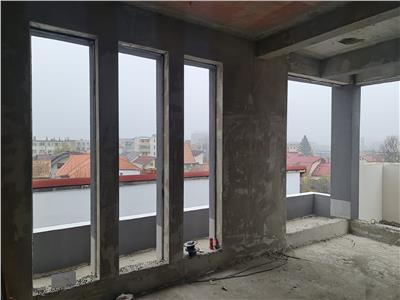 0 % COMISION! Unitate duplex in Dambul Rotund, 120 mp utili, terase, curte 200 / 250 mp, panorama asupra orasului!