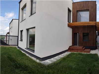 Casa smart, casa pasiva eficient. Suprafata utila 184 mp si 195 mp utili, curte 450 mp. Varianta semifinisate! Comision 0%! Cluj-Napoca