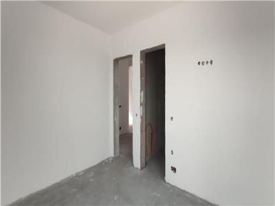 Casa individuala semifinisata 120 mp utili + terasa 35mp. Teren liber 465 mp. Zona Corusu.