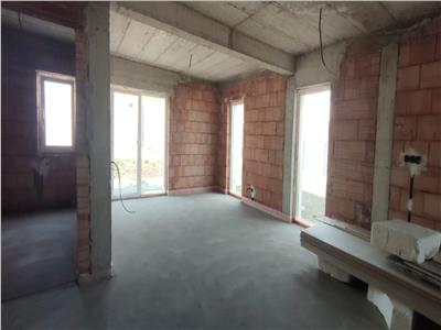 Unitate duplex semifinisata 120 mp pe teren de 500 mp. Zona Corusu.