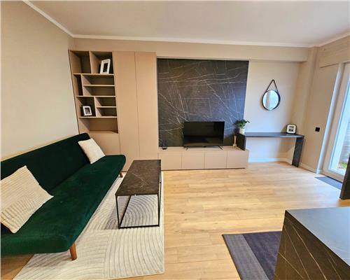 Apartament cu 2 camere si gradina la cheie nou mobilat si utilat. Floresti