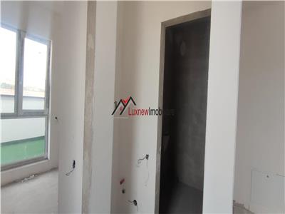 Apatament tip penthouse cu 2 camere, 52.7 mp plus terasa 13 mp finisat!