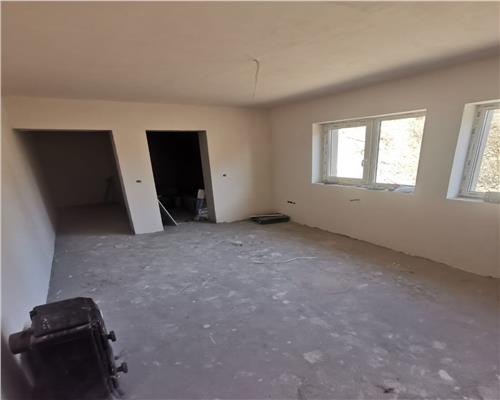 Casa de vanzare 190 mp utili, teren 250 mp in Chinteni semifinisata!!