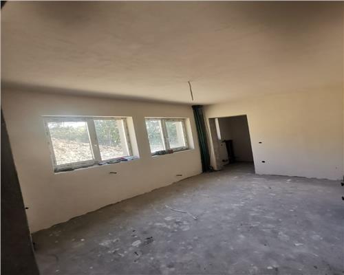Casa de vanzare 190 mp utili, teren 250 mp in Chinteni semifinisata!!