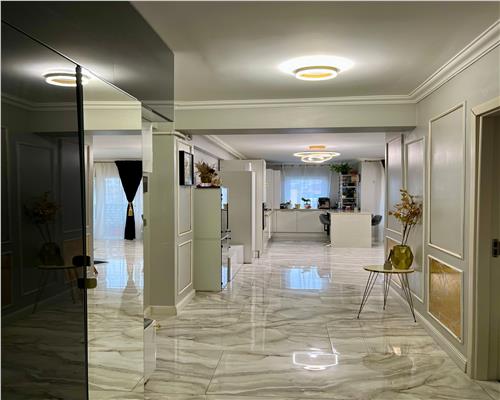 Apartament la cheie lux, living si bucatarie, 2 dormitoare, 2 bai etaj intermediar!