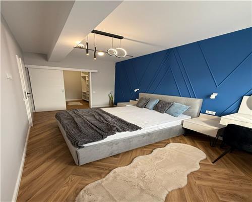 Apartament la cheie lux, living si bucatarie, 2 dormitoare, dressing si gradina 10 mp.
