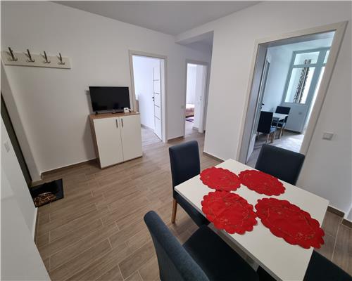 Apartament mobilat si utilat la cheie, decomandat, 2 dormitoare, parter inalt in Floresti. Floresti