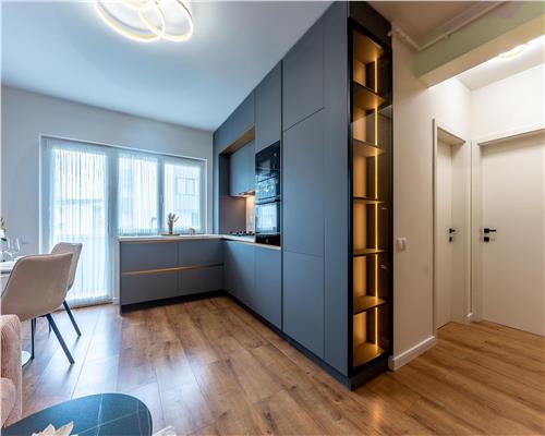Apartament la cheie lux, living si bucatarie, 2 dormitoare, 1 baie, etaj intermediar!