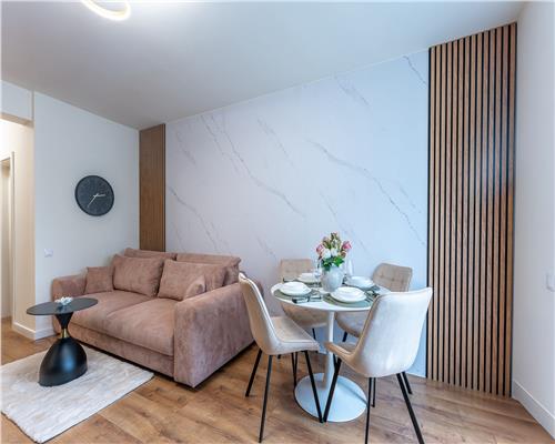 Apartament la cheie lux, living si bucatarie, 2 dormitoare, 1 baie, etaj intermediar!