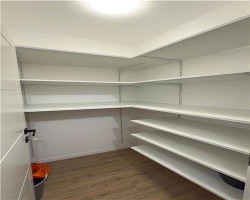 2 camere suprafata utila 54 mp plus terasa, etaj intermediar in Floresti!