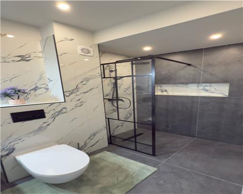 2 camere suprafata utila 54 mp plus terasa, etaj intermediar in Floresti!