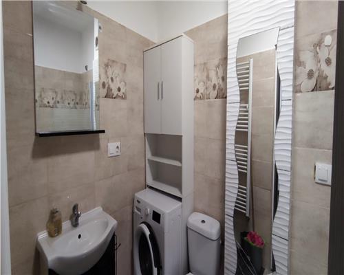 Apartament cu 2 camere 50 mp plus balcon, mobilat si utilat zona Cetatii.