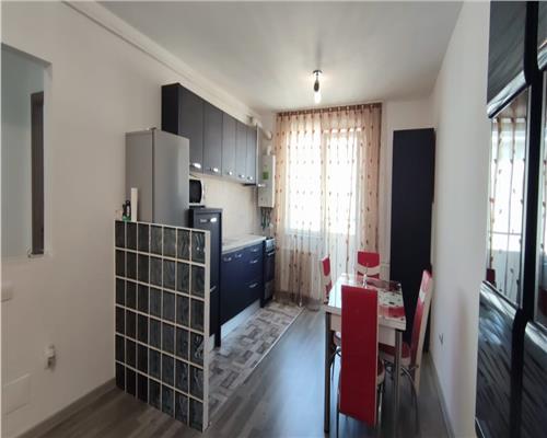 Apartament cu 2 camere 50 mp plus balcon, mobilat si utilat zona Cetatii.