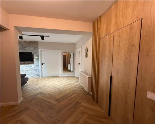 Apartament la cheie, tot nou cu 3 camere plus gradina in Floresti!