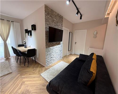 Apartament la cheie, tot nou cu 3 camere plus gradina in Floresti!