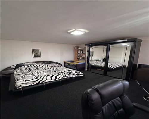 Casa indviduala cu 3 camere, living, bucatarie, 2 bai si mansarda in apropiere de Gherla!