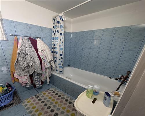 Casa indviduala cu 3 camere, living, bucatarie, 2 bai si mansarda in apropiere de Gherla!