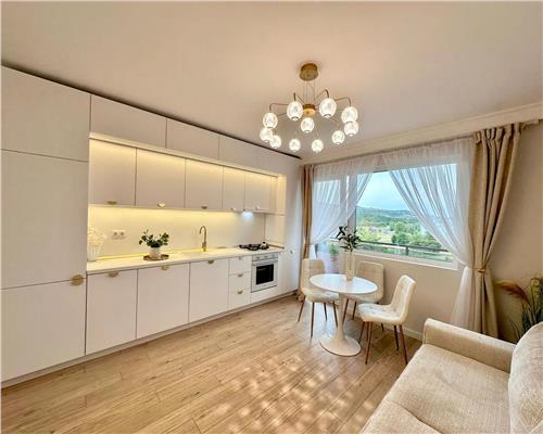 Apartament cu 3 camere la cheie, etaj intermediar, zona Tineretului. Floresti
