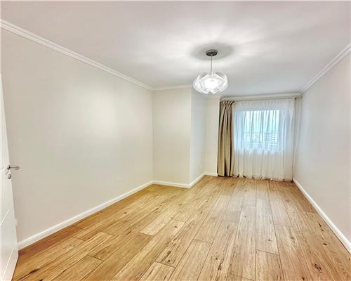 Apartament cu 3 camere la cheie, etaj intermediar, zona Tineretului.