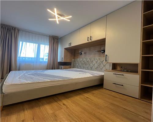 Apartament cu 3 camere lux mobilat si utilat, etaj intermediar in Floresti!