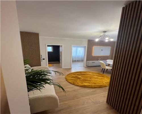 Apartament cu 3 camere lux mobilat si utilat, etaj intermediar in Floresti!