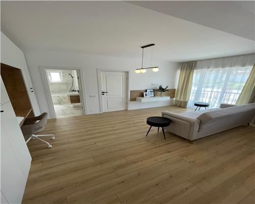 Apartament mobilat si utilat cu 2 camere la cheie in Floresti.