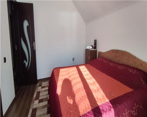 Comision 0%! Locul unde confortul devine acasa! Casa insiruita spatioasa zona Florilor!