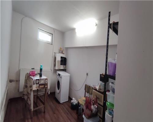 Comision 0%! Locul unde confortul devine acasa! Casa insiruita spatioasa zona Florilor!