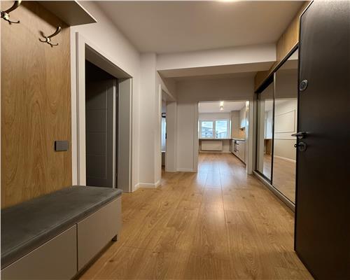Apartament decomandat, mobilat si utilat complet, în zona Terra Floresti!