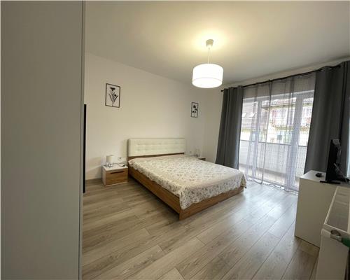 Apartament mobilat si utilat cu 2 camere la cheie in Floresti.
