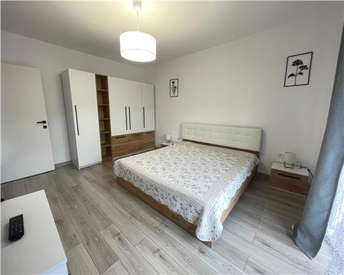 Apartament mobilat si utilat cu 2 camere la cheie in Floresti.