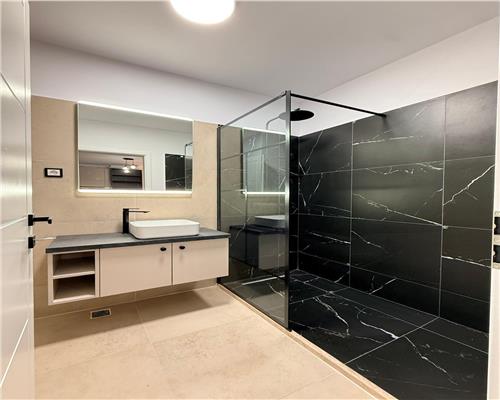 Un apartament luminos, elegant, pregatit sa devina „acasa”.
