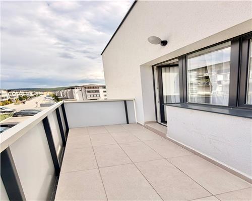 Apartament mobilat si utilat cu 3 camere la cheie in Floresti.