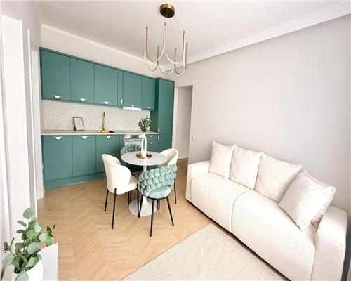 Apartament mobilat si utilat cu 3 camere la cheie in Floresti.