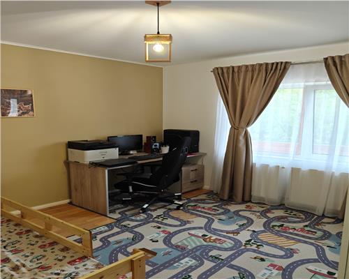 Liniste, padure si confort. Apartament cu 3 camere, 2 balcoane in Floresti!