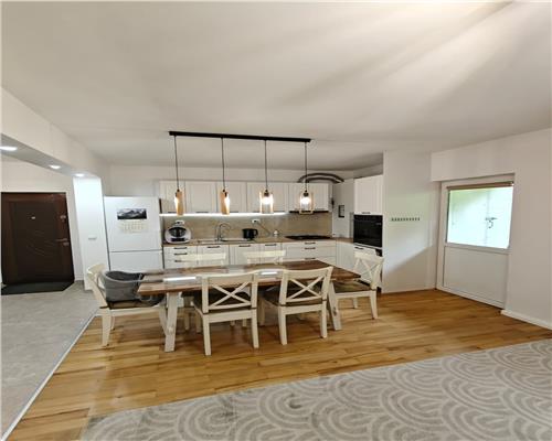 Liniste, padure si confort. Apartament cu 3 camere, 2 balcoane in Floresti!