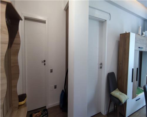 Apartament cu 2 camere, mobilat 45,6 mp utili plus balcon, garaj subteran zona Teilor.