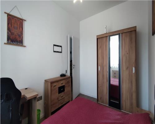 Apartament cu 2 camere, mobilat 45,6 mp utili plus balcon, garaj subteran zona Teilor.