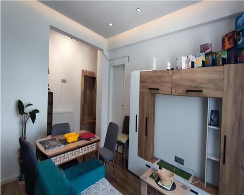 Apartament cu 2 camere, mobilat 45,6 mp utili plus balcon, garaj subteran zona Teilor.
