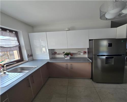 Unitate Duplex mobilat si utilat 116 mp utili teren liber 258 mp in zona Terra Floresti.