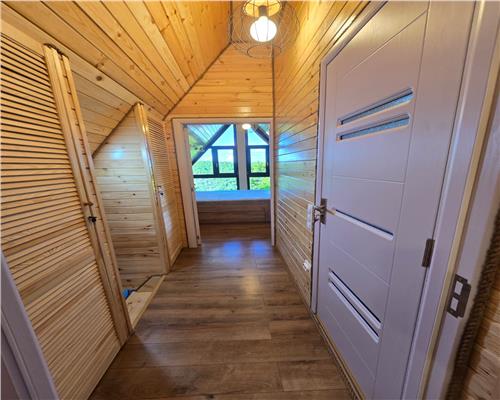 Cabana AFrame premium – confort, natură și intimitate!