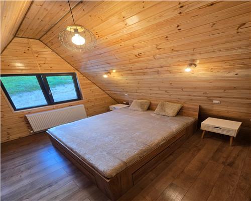 Cabana AFrame premium – confort, natură și intimitate!