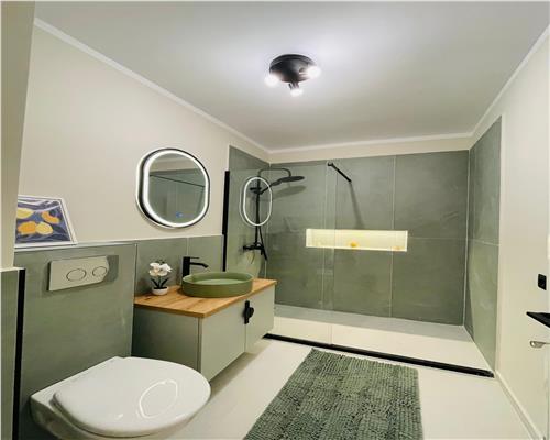 Apartament mobilat si utilat cu 2 camere la cheie in Floresti, 55 mp plus balcon 9 mp.