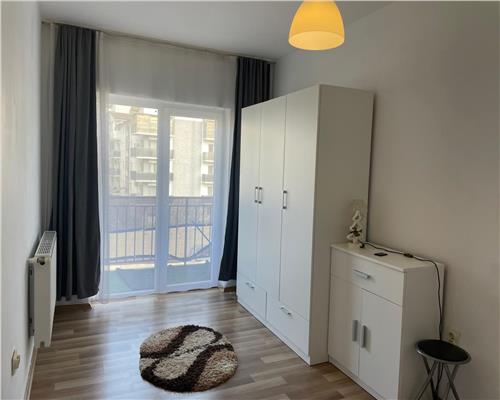 Apartament de inchiriat cu 2 camere, in zona Stejarului, 43mp, acces rapid la autobuz. 300 Euro.