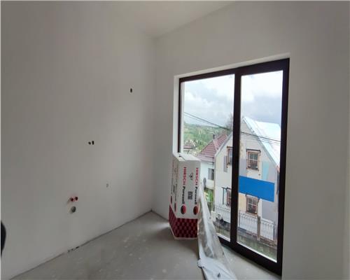 Casa individuala in Feleacu 4 camere + teren liber 1000 mp.