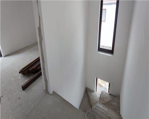 Casa individuala in Feleacu 4 camere + teren liber 1000 mp.