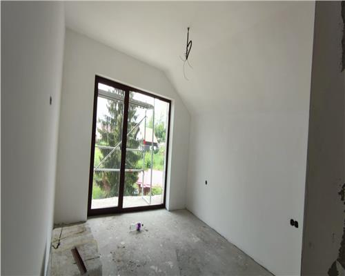 Casa individuala in Feleacu 4 camere + teren liber 1000 mp.