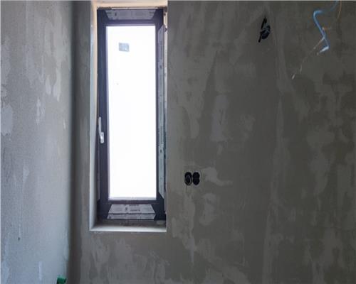 Duplex semifinisat 4 camere suprafata de 120 mp utili + 200 mp teren liber.