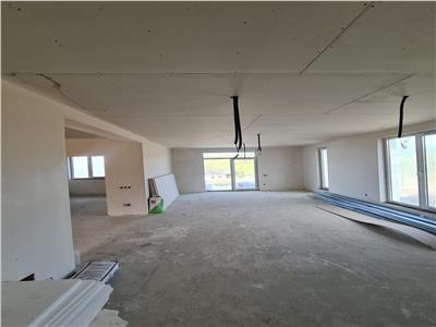Case individuale semifinisate cu 4 camere, 120 mp construiti,teren liber 434 mp.